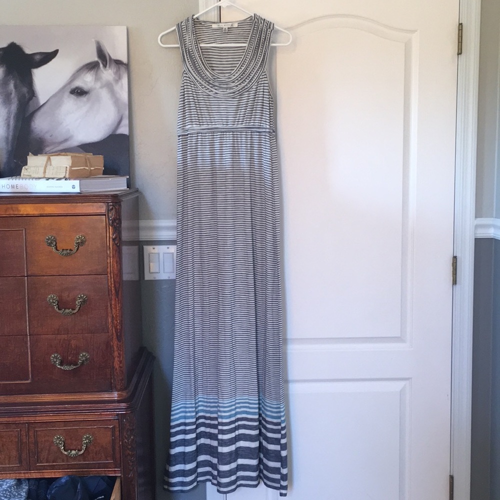 •Max Studio Striped Maxi Dress•